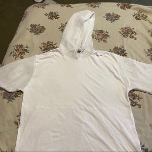 White hooded shirt,net back